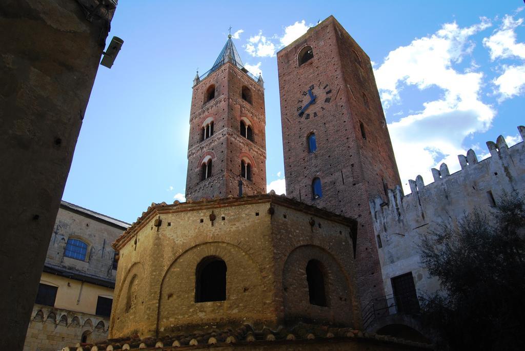 Palazzo Lengueglia B&B Albenga Exterior photo