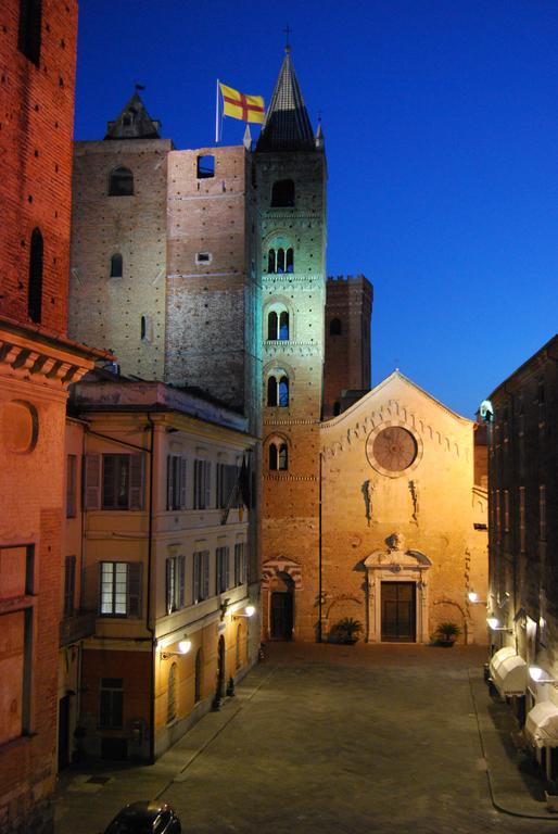 Palazzo Lengueglia B&B Albenga Exterior photo