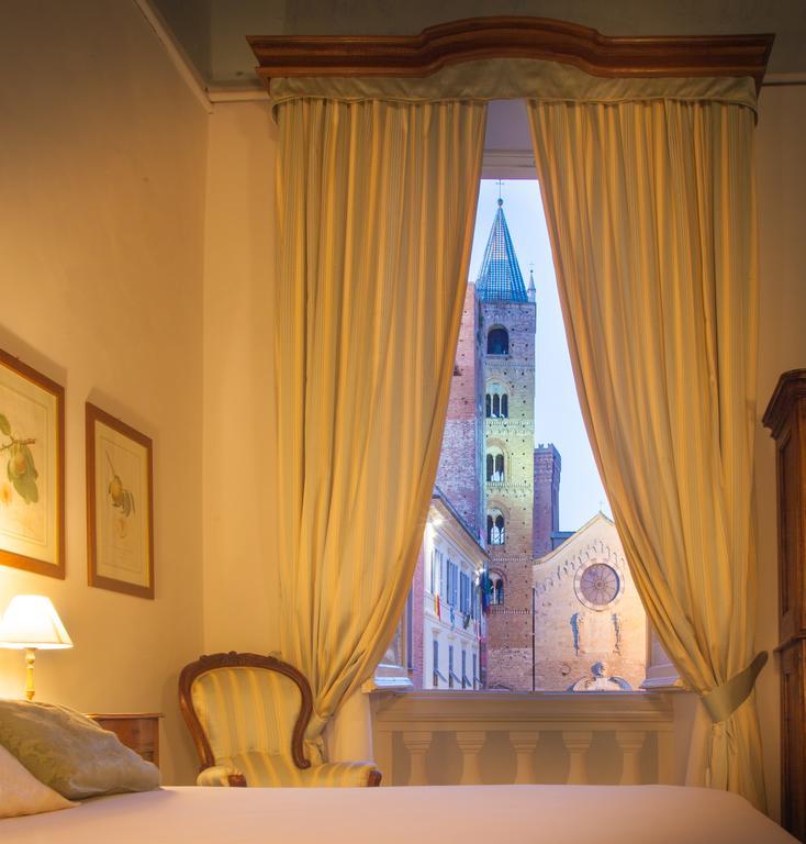 Palazzo Lengueglia B&B Albenga Exterior photo