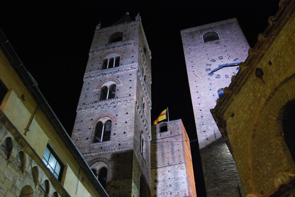 Palazzo Lengueglia B&B Albenga Exterior photo